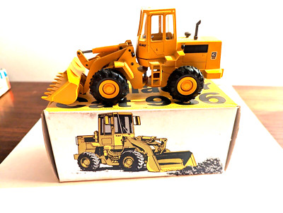 Conrad Caterpillar 936 Wheel Loader with black stripe