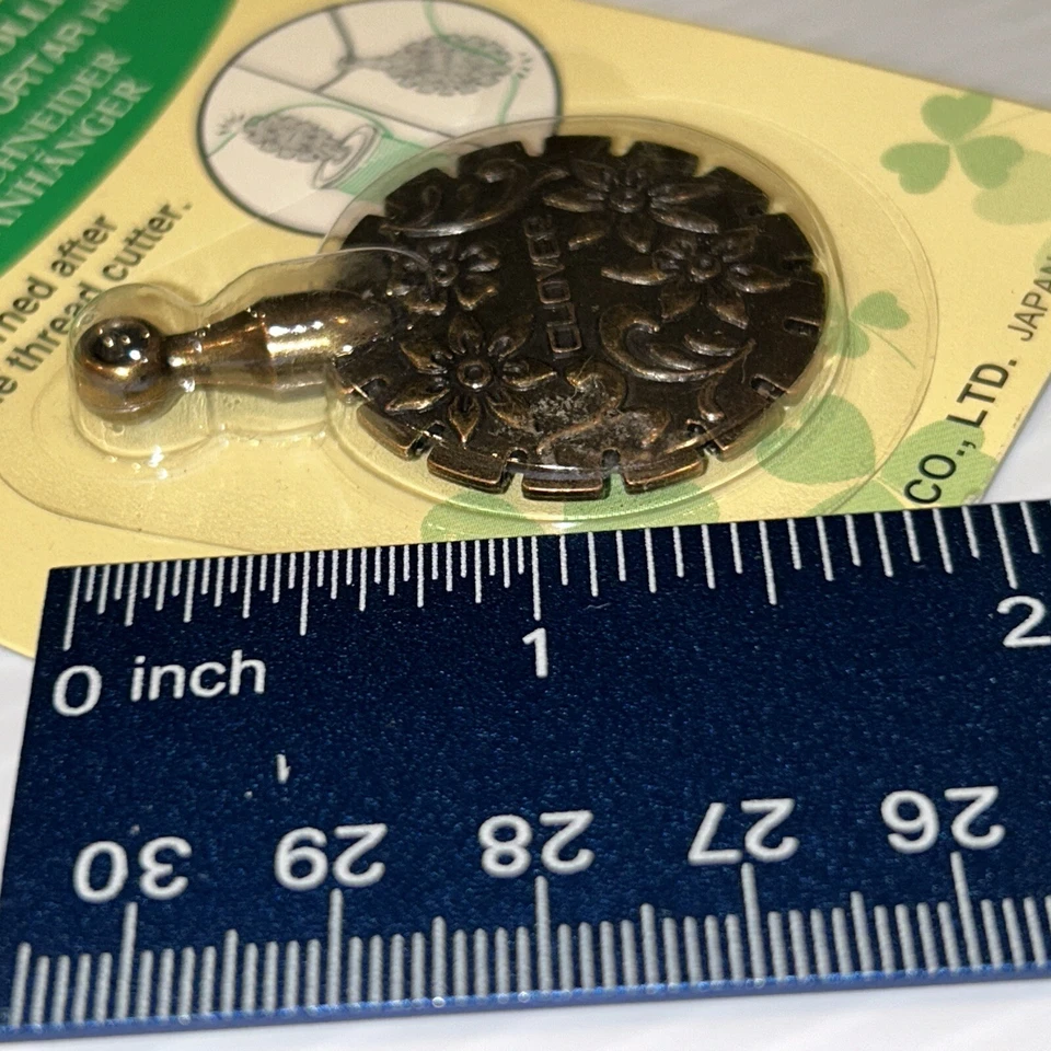 New Vintage Clover 455 Thread Cutter Pendant - Image 3 of 4