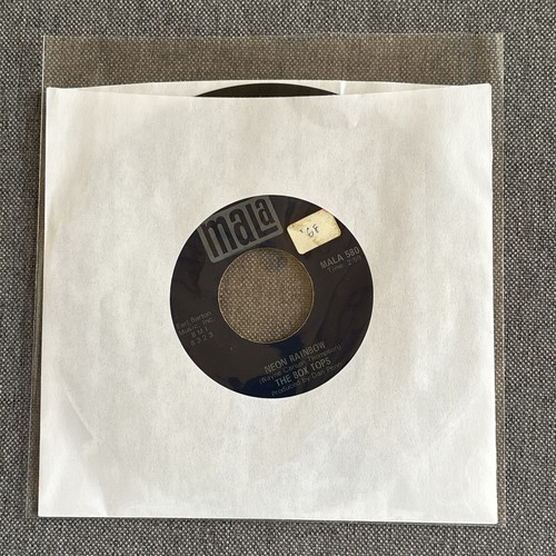 The Box Tops - Neon Rainbow / Everything I Am 7" 45 RPM Vinyl - Picture 5 of 6