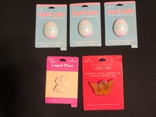 VINTAGE HALLMARK EASTER LAPEL PINS (4) & VALENTINE PIN (1)