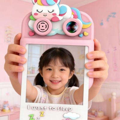 Pack of 1 Childrens Digital Camera Lens ABS Case 32GB Card Reader