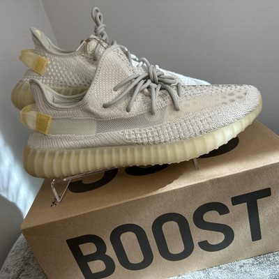 Adidas Yeezy Boost 350 V2 Light UV Color Changing Size 13 NIB