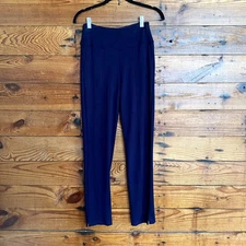 Ruby Ribbon Slim Leg Ponte Pants Navy size Medium