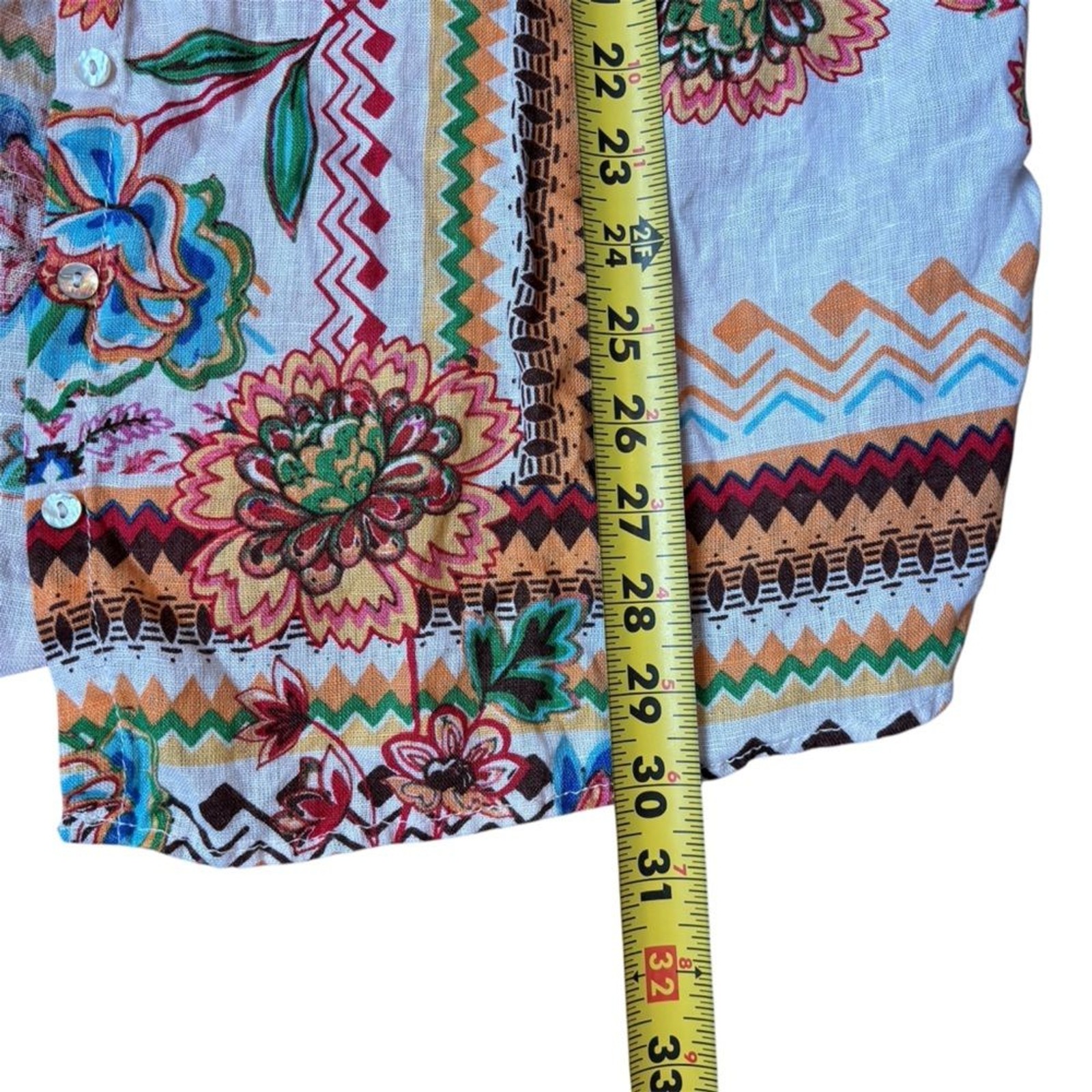 Halston Women’s 1X Patterned Button Down Shirt Ro… - image 5