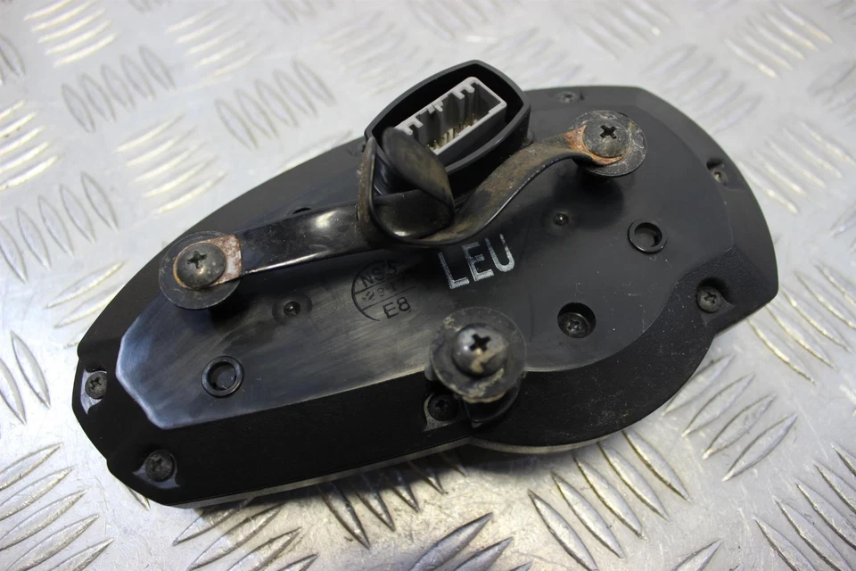 Relojes Kawasaki Z 750 tablero Speedo 12 k millas 2007 a 2012 Z750 B141 Foto 3 de 4