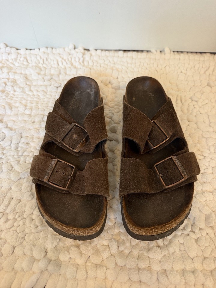 BIRKENSTOCK Arizona brown suede sandals size 6