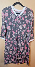 NEW  Cuddl Duds Comfort Code Black Floral Zip Lounge Robe with pockets  Small