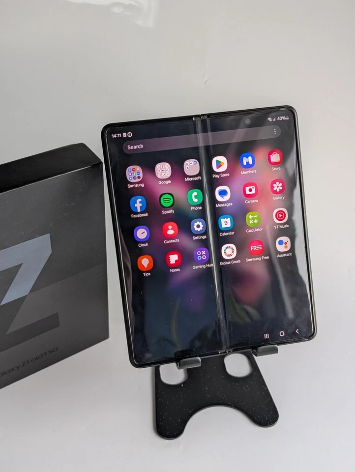 Samsung Galaxy Z Fold3 5G · 512GB, photo 2 of 5