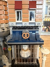 LEGO CREATOR: Assembly Square (10255)