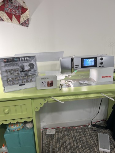 BERNINA 570e Sewing Quilting Machine