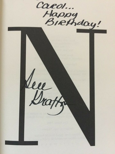 N Is For Noose by Sue Grafton HCDJ1st signed 1998 Kinsey Millhone Alphabet - Picture 2 of 2