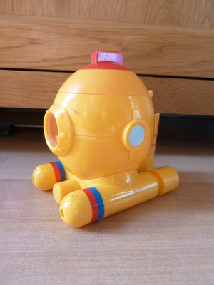 captain turbot bath toy