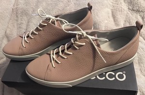 ecco gillian lace up sneaker