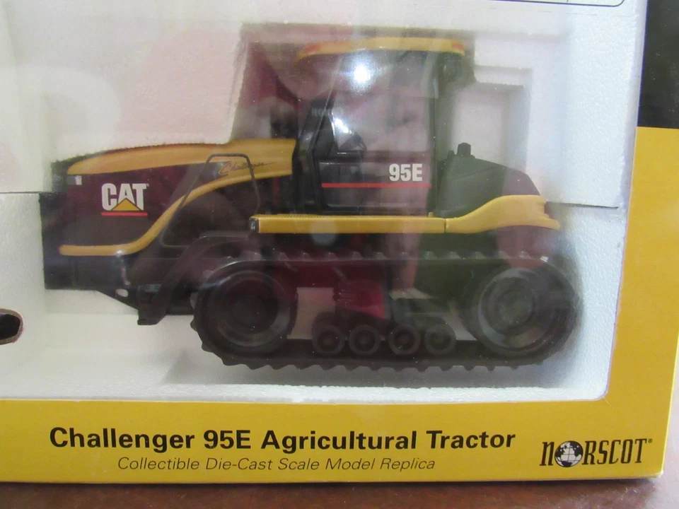 NORSCOTT 1/32 SCALE CAT CHALLENGER 95E AG TRACTOR - NIB - NEVER DISPLAYED - Image 2 of 4