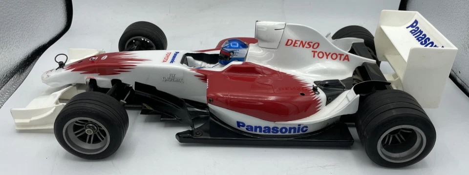 Per parti di ricambio TAMIYA F103 Toyota F1? scocca con motore ed ESC - Immagine 3 di 4