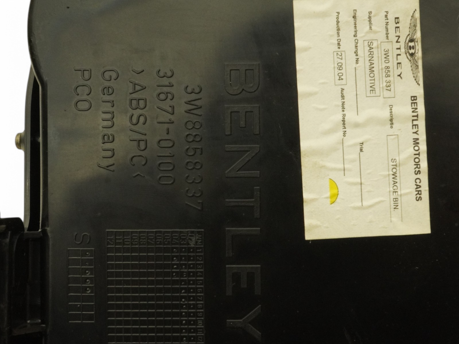 03-10 Bentley Continental Gt Center Console Storage Panel Bezel Rear 3W0858337
