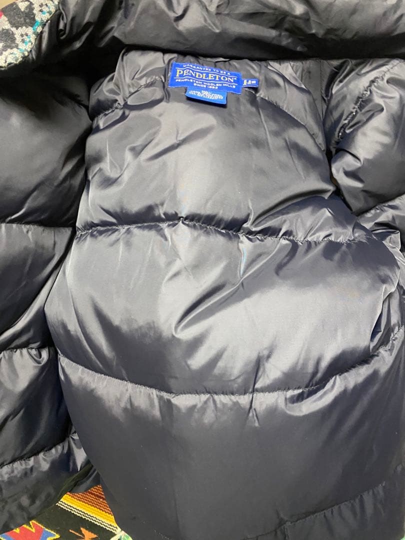 Pendleton Geometric Pattern Down Vest Stand Colla… - image 7