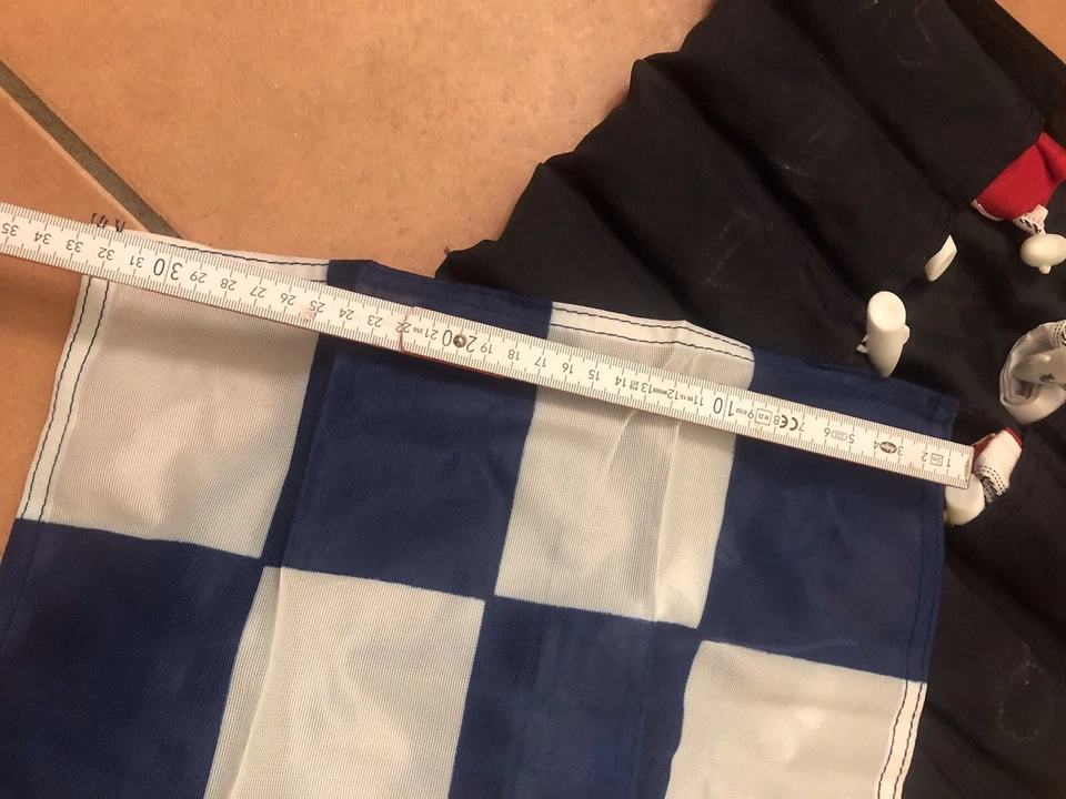 Signalflaggen Flaggenalphabet 40 Stück  30x 45 cm - Bild 3 von 4