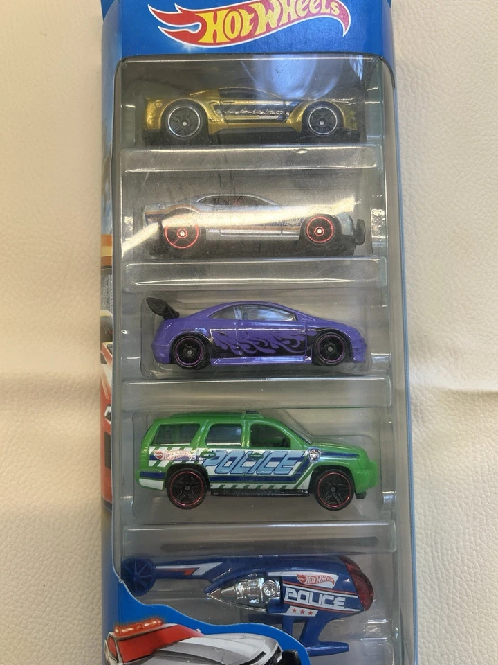 Hot Wheels, confezione da 5 veicoli, macchinine Hot Wheels in scala 1:64 con det - Immagine 2 di 3