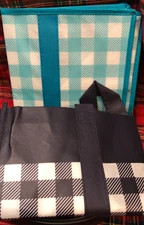 Lot of 4 Shop/Tote Bags: 2-Cyan/Wht lattice print and 2-Purple/Wht lattice print
