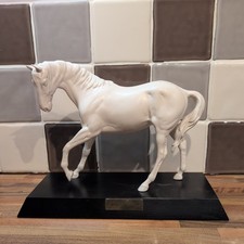 ROYAL DOULTON  SPIRIT OF YOUTH HORSE WITH STAND WHITE MATT 