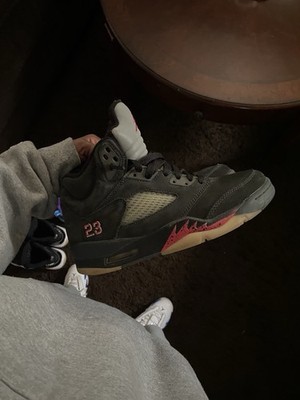 Size 7 Air Jordan 5 Gore-Tex Off-Noir Retro 