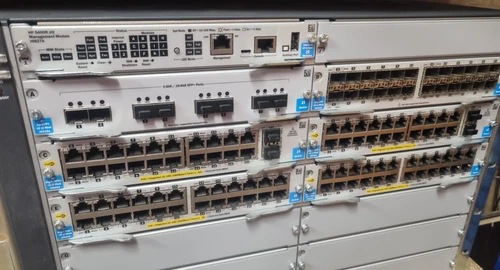 HP 5412R zI2 Switch - J9851A With 1 x Management Module HP5400R zI2 J9827A + Mod