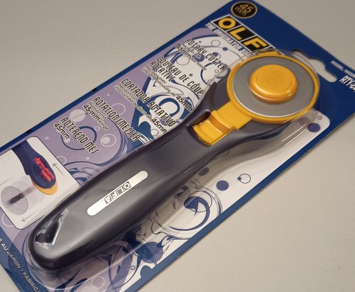 Filzada PROFI Rollschneider Set - 3x Rollmesser 45mm Mit Ersatzklingen Für Stoff, Leder & Papier