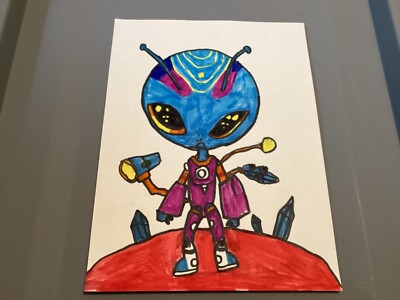 art, Alien, on diamond planet with a cute alien head and with body armor 