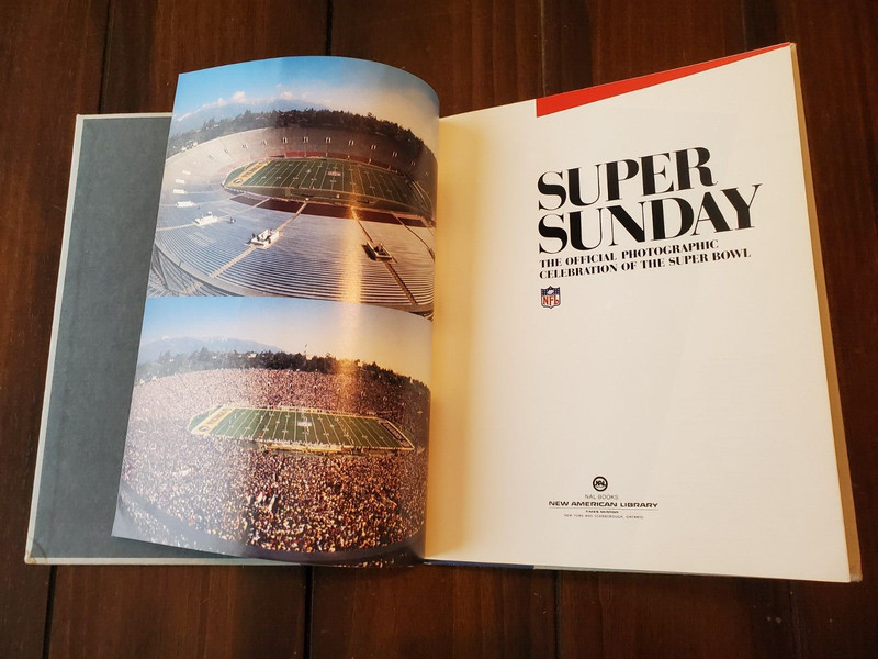 SIGNED SF 49ers - Renaldo Nehemiah #83 - Super Sunday Photo Book 1st Print 1983
