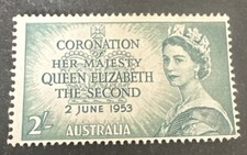 1953 Pre-Decimal Coronation Queen Elizabeth II 2/ Green Stamp MLH No WMK
