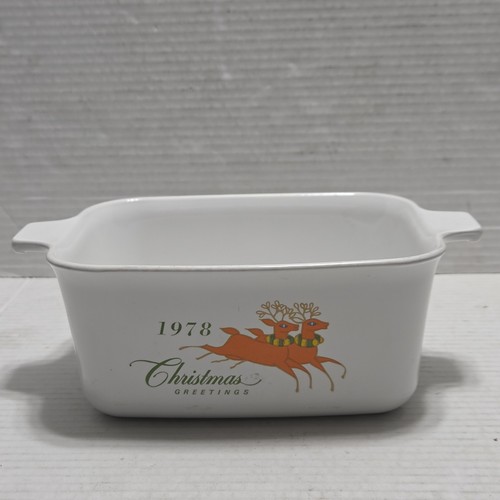 Vtg Corningware 1978 Christmas Greetings Reindeer Casserole Dish RARE HTF EUC