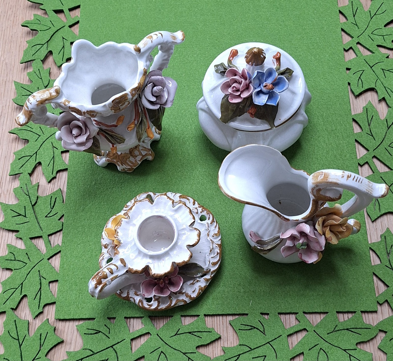 Porzellan Vase, Kännchen, Kerzenständer, Dose der Marke Bassamo