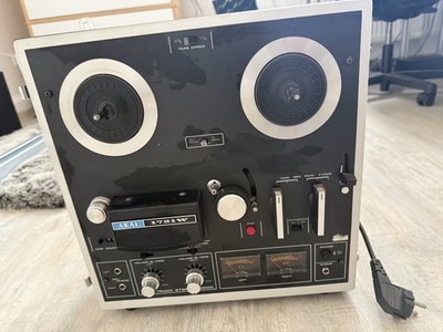 AKAI 1721 W Tonbandgerät Japan 1974,  3,3/4 u. 7,1/2 Geschw.