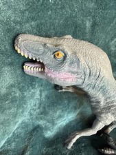 Toys R Us Velociraptor Rubber Dinosaur 22 2234C 2014 Maidenhead