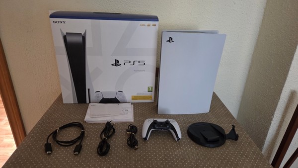 Consola PS5 con Lector Bluray - Modelo CF-1216A - Mando Dualsense V2 + Soporte V