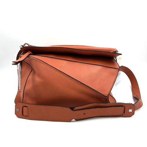 Pre-Owned Loewe Calfskin Medium Puzzle Crossbody Bag