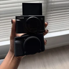 Canon PowerShot SX740 HS Black Camera with 40X Optical Zoom