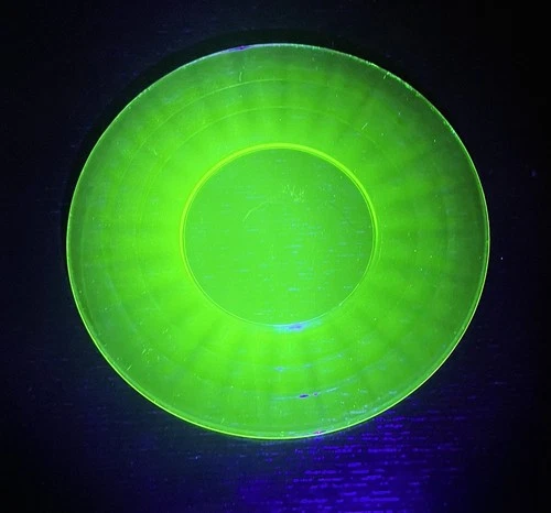 Uranium Glass Vintage Anchor Hocking Block Optic Green 8.25” Plate GLOWS