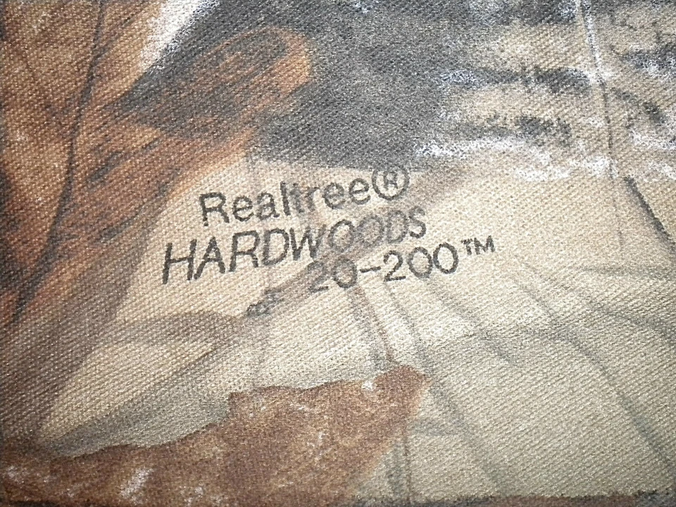 Walls Realtree Hardwoods Liberty Camo Hunting Youth Shirt  (sz Junior XL regular - Image 2 of 4