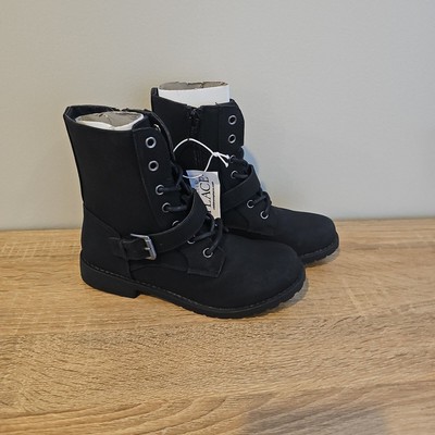 The Children's Place Boots Black Faux Leather Youth Lace Up Size 2 NWT