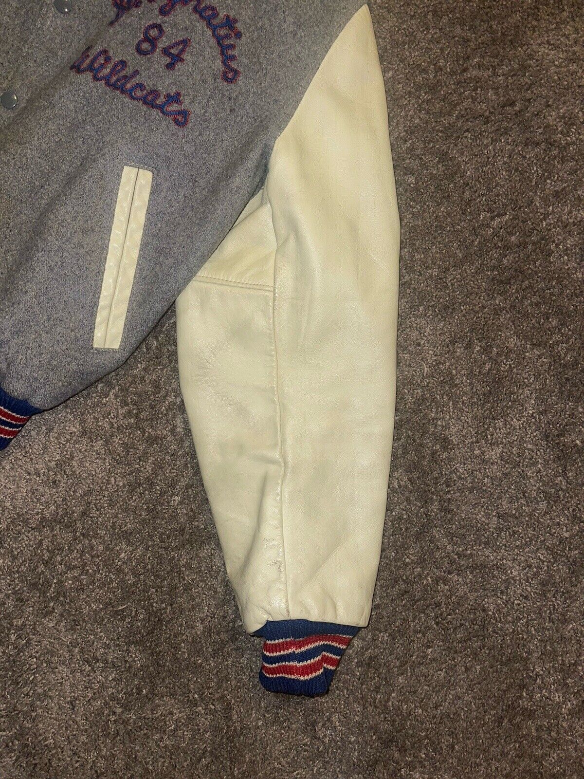 Picture 3 of 19