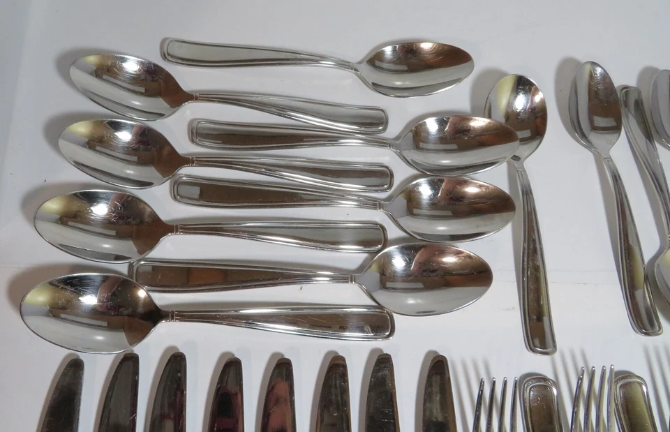 Pfaltzgraff Providence 18/10 Stainless 36 pc. Flatware Set Rare DUNHAM Lot Rare - Image 4 of 4