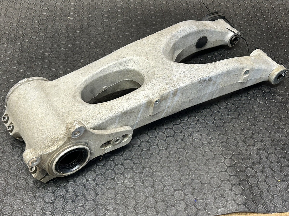 14-24 YAMAHA YFZ450R SWINGARM OEM YFZ 450R 450X 18P-22110-00-00