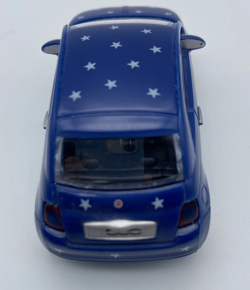 FIAT 500 MODELLINO AUTO BLU CON STELLINE BIANCHE 8X4X3,5 cm IN PLASTICA - Immagine 4 di 4
