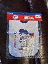 Yankees Souvenir Baby Bib