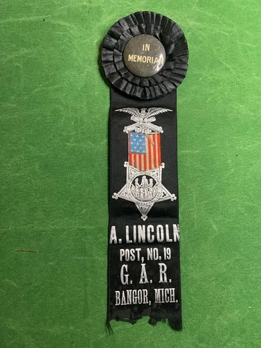 G.A.R VERY   RARE .A Lincoln Post # 19 Bangor Mich Badge