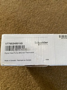 Digital Heat Pump BACnet Thermostat VT7652H5018B by Schneider Electric New
