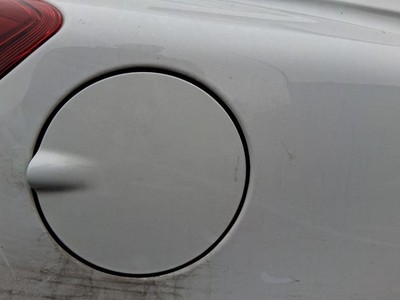 VAUXHALL CORSA E TANKKLAPPE OLYMPIC WHITE Z40R Bj 2019