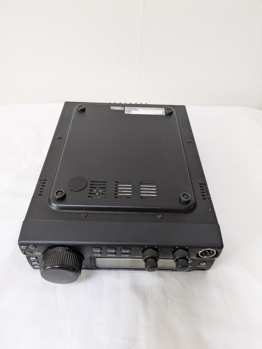 Kenwood TS-50V HF Transceiver w/Genuine handheld microphone